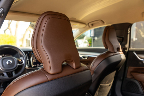 Volvo V90 2.0 T8 AWD Inscription I 91% I Btw I Luxe Leder I Trekhaak I Phine grey I