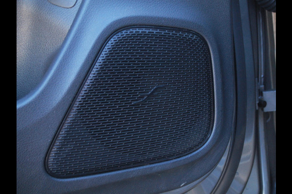 Mercedes-Benz CLA-Klasse 250 e Business Solution AMG Limited | Panoramadak | Camera | Sfeerverlichting | Apple Carplay |
