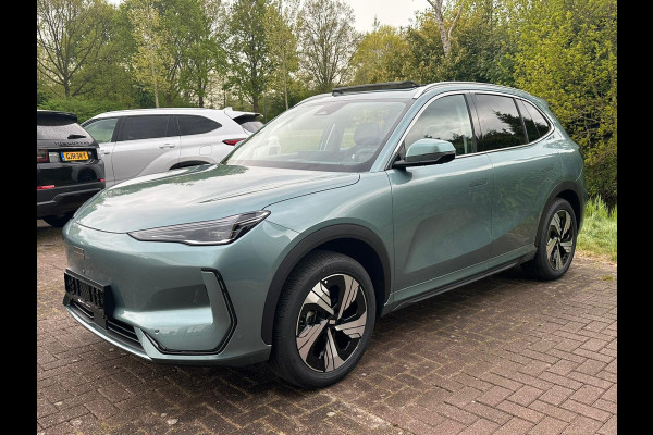 GEELY E5 Max+ 68 kWh | Panoramadak | Memoryseats | Flyme Audio | Stoelen voor & achter verwarmbaar | Warmtepomp | 360 Camera |