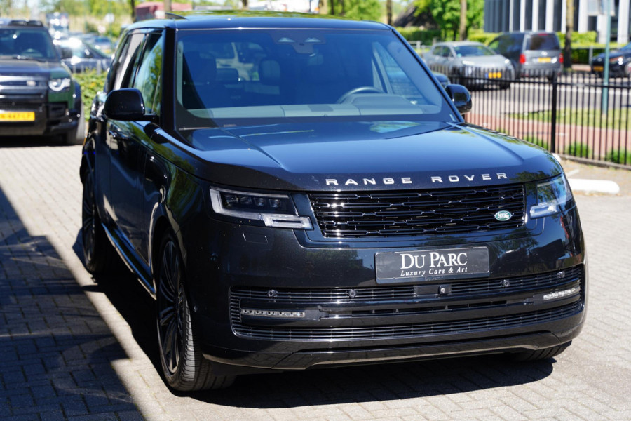 Land Rover Range Rover P 440 SE Zwart Leder / 23 Inch / Panoramadak