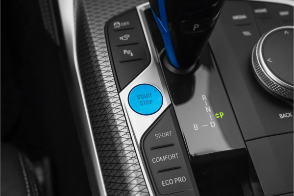 BMW i4 eDrive40 M-Sport Pro Driving Assist Pro H/K HUD