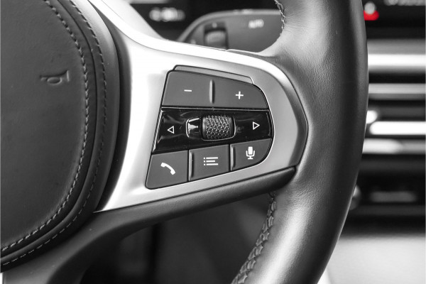 BMW i4 eDrive40 M-Sport Pro Driving Assist Pro H/K HUD