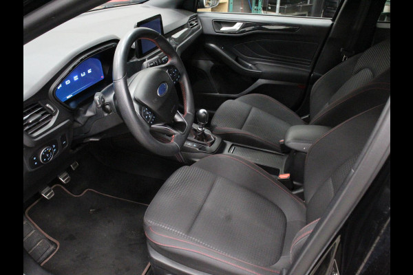 Ford FOCUS Wagon 1.0 EcoBoost Hybrid ST Line X Business Digitale Cockpit Camera Electrisch te openen achterklep Navigatie Climate control Cruise control Apple Carplay/Android Auto LM velgen Parkeersensoren Led Extra Getint Glas