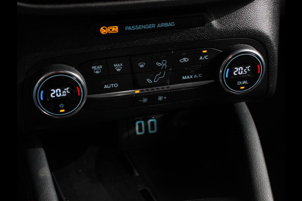 Ford FOCUS Wagon 1.0 EcoBoost Hybrid ST Line X Business Digitale Cockpit Camera Electrisch te openen achterklep Navigatie Climate control Cruise control Apple Carplay/Android Auto LM velgen Parkeersensoren Led Extra Getint Glas