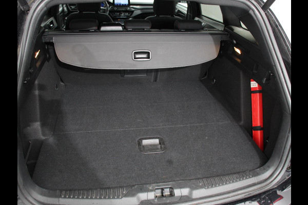 Ford FOCUS Wagon 1.0 EcoBoost Hybrid ST Line X Business Digitale Cockpit Camera Electrisch te openen achterklep Navigatie Climate control Cruise control Apple Carplay/Android Auto LM velgen Parkeersensoren Led Extra Getint Glas