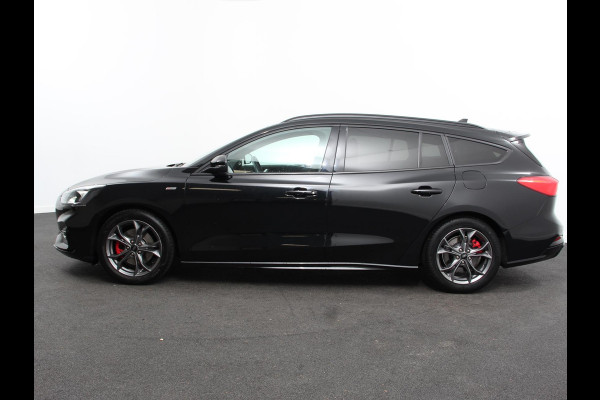 Ford FOCUS Wagon 1.0 EcoBoost Hybrid ST Line X Business Digitale Cockpit Camera Electrisch te openen achterklep Navigatie Climate control Cruise control Apple Carplay/Android Auto LM velgen Parkeersensoren Led Extra Getint Glas