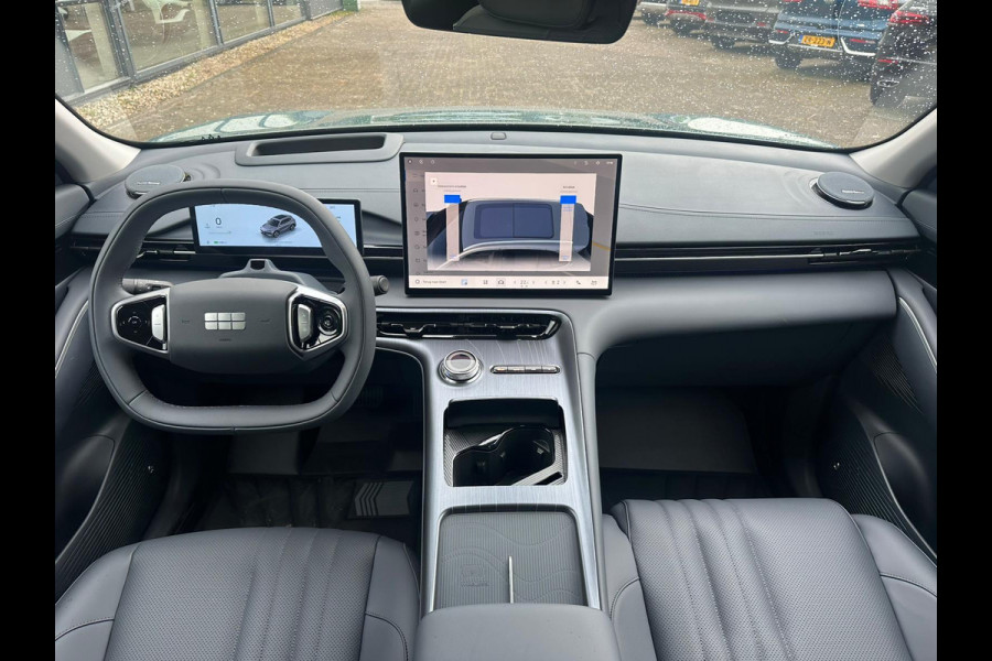 GEELY E5 Max+ 68 kWh | Panoramadak | Memoryseats | Flyme Audio | Stoelen voor & achter verwarmbaar | Warmtepomp | 360 Camera |