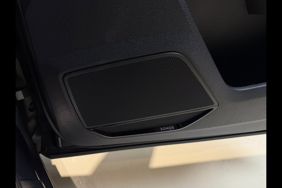 Audi RSQ3 2.5 TFSI|Pano|RS Seats|Camera|Sonos|Matrix|Trekhaak