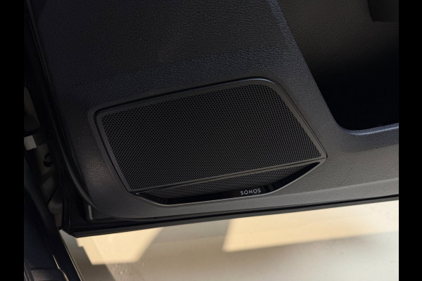 Audi RSQ3 2.5 TFSI|Pano|RS Seats|Camera|Sonos|Matrix|Trekhaak