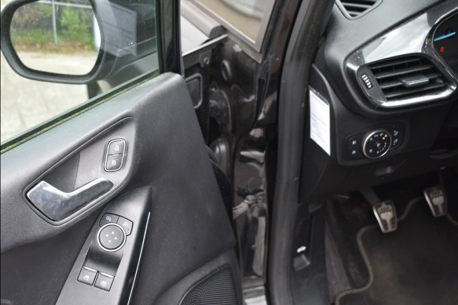 Ford Fiesta 1.0 EcoB. ST-Line, Navi