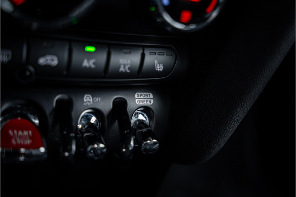 MINI Cabrio 2.0 Cooper S MINI Yours ** Leder Carbon ** HUD ** LED ** Navigatie