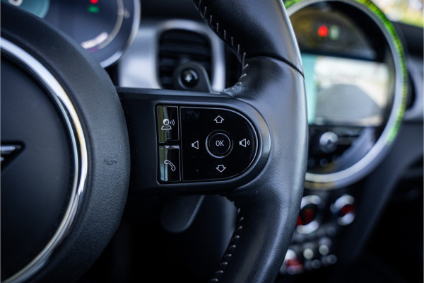 MINI Cabrio 2.0 Cooper S MINI Yours ** Leder Carbon ** HUD ** LED ** Navigatie