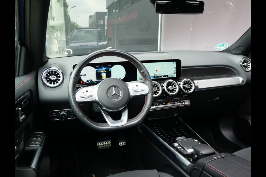 Mercedes-Benz Glb 200 AMG PREMIUM PLUS | PANORAMA | WIDESCREEN | MULTIBEAM | TREKHAAK | 360 CAMERA | NL-AUTO!!