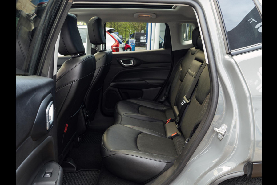 Jeep Compass 4xe 240 Plug-in Hybrid Electric Trailhawk|Panorama Elek achterklep