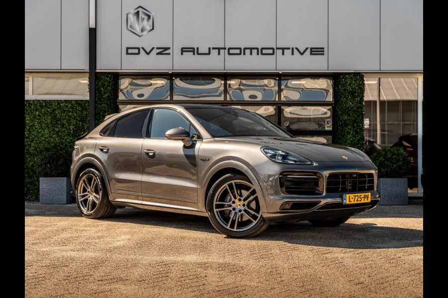 Porsche Cayenne Coupé 3.0 E-Hybrid | Sport Design | Pano | ACC | Chrono | Dealer Ond.