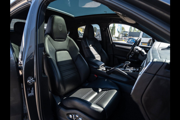 Porsche Cayenne Coupé 3.0 E-Hybrid | Sport Design | Pano | ACC | Chrono | Dealer Ond.