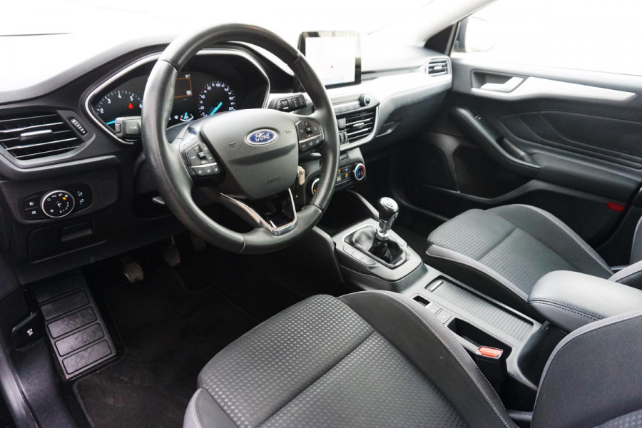 Ford FOCUS Wagon 1.0 EcoBoost Edition Business/Navigatie/Cruise/ Black Metallic.