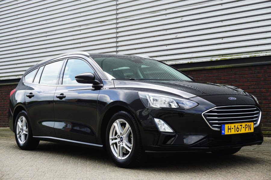Ford FOCUS Wagon 1.0 EcoBoost Edition Business/Navigatie/Cruise/ Black Metallic.