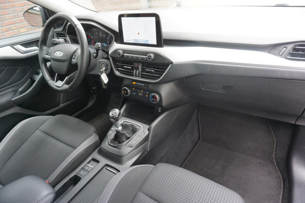Ford FOCUS Wagon 1.0 EcoBoost Edition Business/Navigatie/Cruise/ Black Metallic.