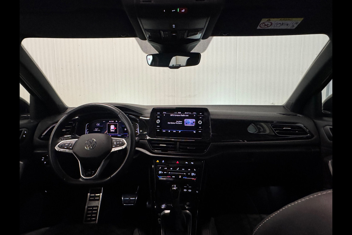 Volkswagen T-Roc 1.5 TSI R-Line | PANO | CAMERA | IQ LIGHTS | ACC