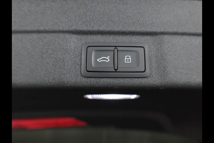 Audi A5 Avant 2.0 e-hybrid quattro S edition 299 PK | Multimedia scherm passagier | S-Line | Keyless entry | Rondomzicht camera | Matrix LED koplampen | Verlengde garantie