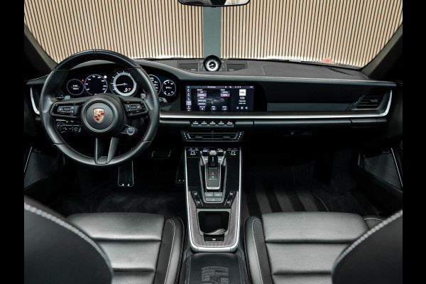 Porsche 911 Cabrio 3.0 Carrera 4 S | Akrapovic | Burmester | Lift | Full Option | Sport Chrono | Stoel ventilatie en verwarming |