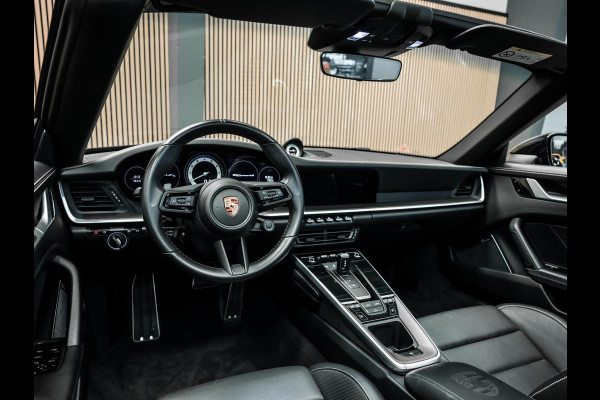Porsche 911 Cabrio 3.0 Carrera 4 S | Akrapovic | Burmester | Lift | Full Option | Sport Chrono | Stoel ventilatie en verwarming |