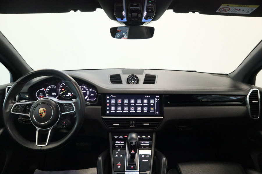Porsche Cayenne 3.0 E-Hybrid Panoramadak Luchtvering Matrix 21"LM