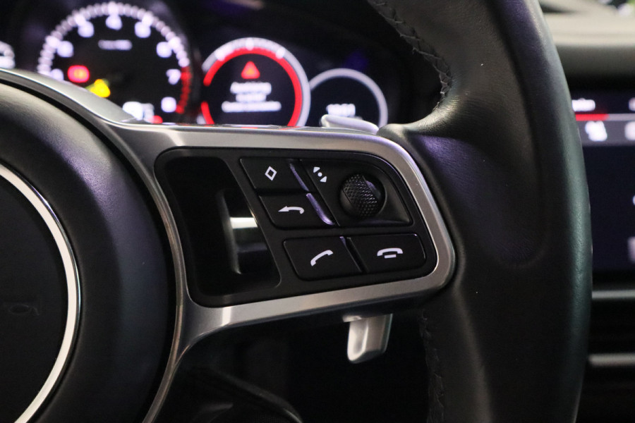 Porsche Cayenne 3.0 E-Hybrid Panoramadak Luchtvering Matrix 21"LM