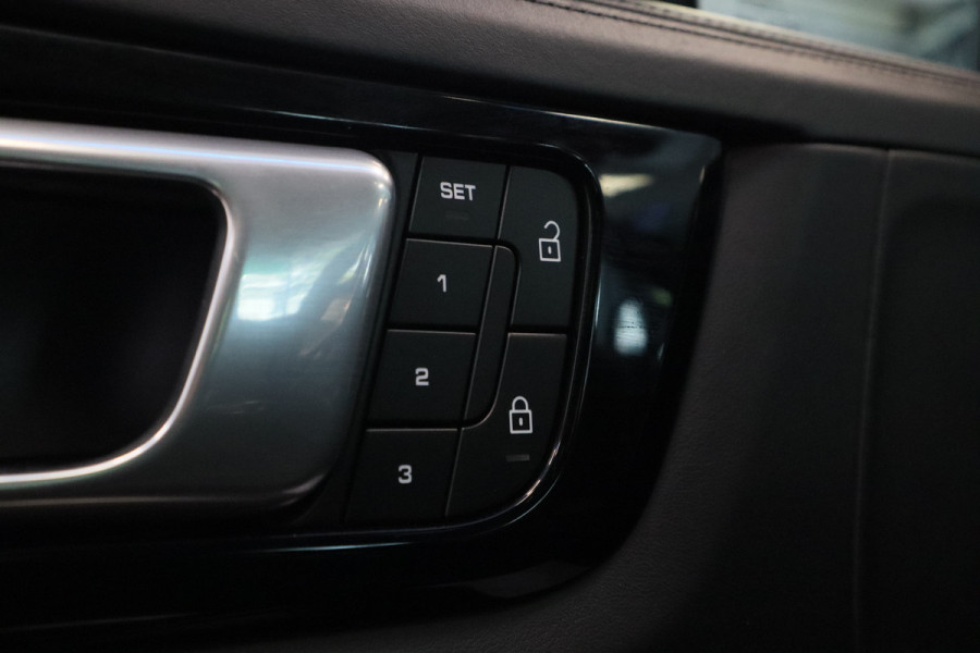 Porsche Cayenne 3.0 E-Hybrid Panoramadak Luchtvering Matrix 21"LM