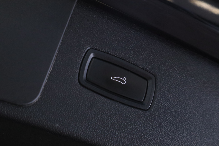 Porsche Cayenne 3.0 E-Hybrid Panoramadak Luchtvering Matrix 21"LM