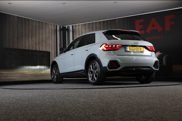 Audi A1 CITYCARVER 30 TFSI S Line / AUT / Cc / Lane Assist / Camera / Navi / Digital Cockpit / Matrix / Pdc / 18 Inch