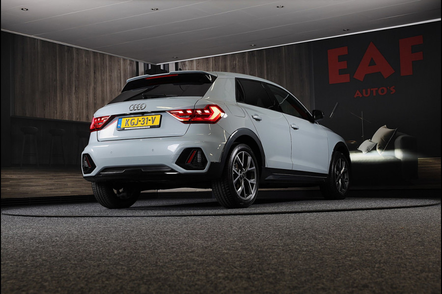 Audi A1 CITYCARVER 30 TFSI S Line / AUT / Cc / Lane Assist / Camera / Navi / Digital Cockpit / Matrix / Pdc / 18 Inch