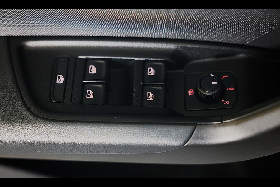 Audi A1 CITYCARVER 30 TFSI S Line / AUT / Cc / Lane Assist / Camera / Navi / Digital Cockpit / Matrix / Pdc / 18 Inch