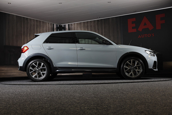 Audi A1 CITYCARVER 30 TFSI S Line / AUT / Cc / Lane Assist / Camera / Navi / Digital Cockpit / Matrix / Pdc / 18 Inch
