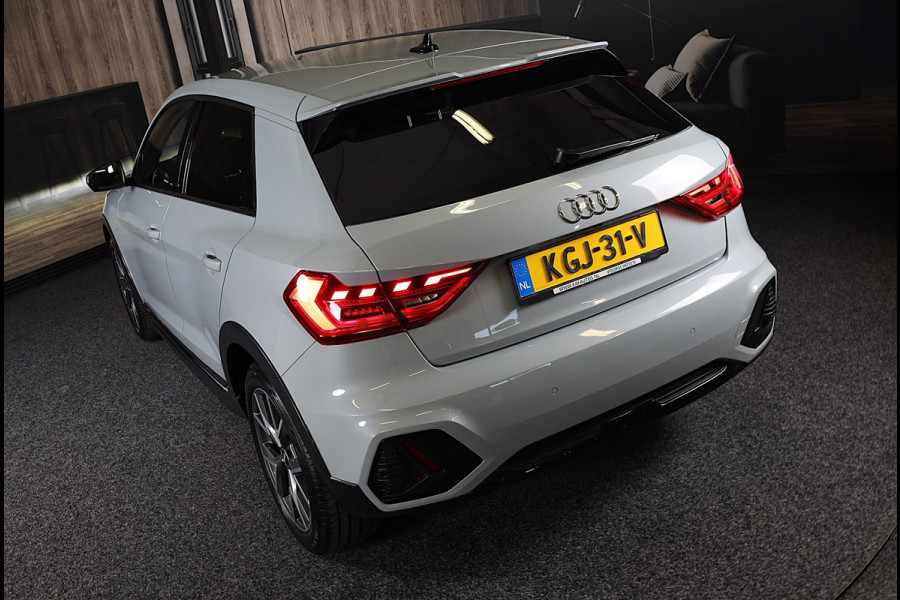Audi A1 CITYCARVER 30 TFSI S Line / AUT / Cc / Lane Assist / Camera / Navi / Digital Cockpit / Matrix / Pdc / 18 Inch