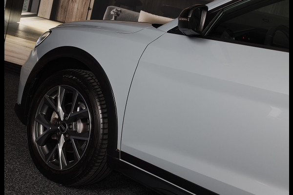 Audi A1 CITYCARVER 30 TFSI S Line / AUT / Cc / Lane Assist / Camera / Navi / Digital Cockpit / Matrix / Pdc / 18 Inch