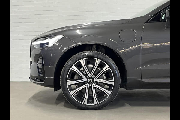Volvo XC60 2.0 T6 Plug-in hybrid AWD Plus Dark Trekhaak | Adapt. cruise | Open dak | Stuur-/stoelverwarming | Memory | Harman/Kardon | Carplay