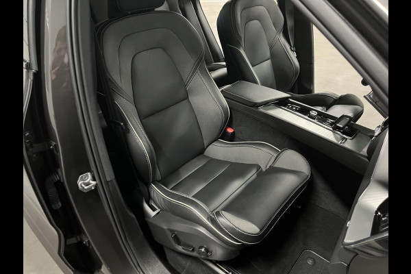 Volvo XC60 2.0 T6 Plug-in hybrid AWD Plus Dark Trekhaak | Adapt. cruise | Open dak | Stuur-/stoelverwarming | Memory | Harman/Kardon | Carplay