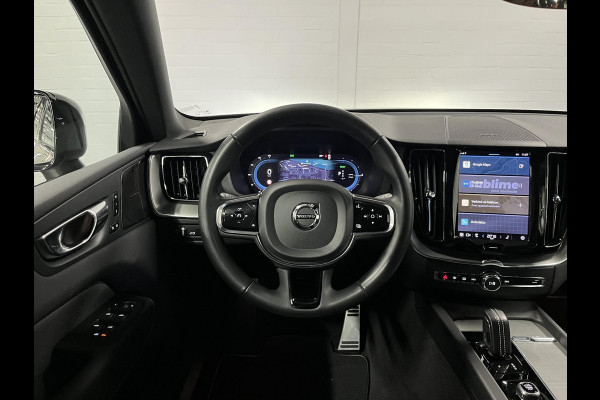 Volvo XC60 2.0 T6 Plug-in hybrid AWD Plus Dark Trekhaak | Adapt. cruise | Open dak | Stuur-/stoelverwarming | Memory | Harman/Kardon | Carplay