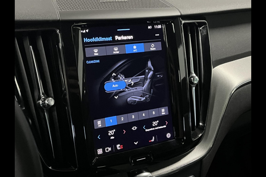 Volvo XC60 2.0 T6 Plug-in hybrid AWD Plus Dark Trekhaak | Adapt. cruise | Open dak | Stuur-/stoelverwarming | Memory | Harman/Kardon | Carplay