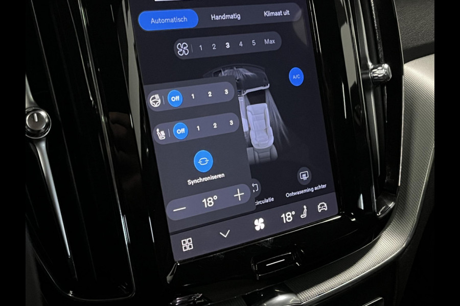 Volvo XC60 2.0 T6 Plug-in hybrid AWD Plus Dark Long Range | Open dak |  Adapt. cruise | Stuur-/stoelverwarming | Harman/Kardon | Memory | Carplay