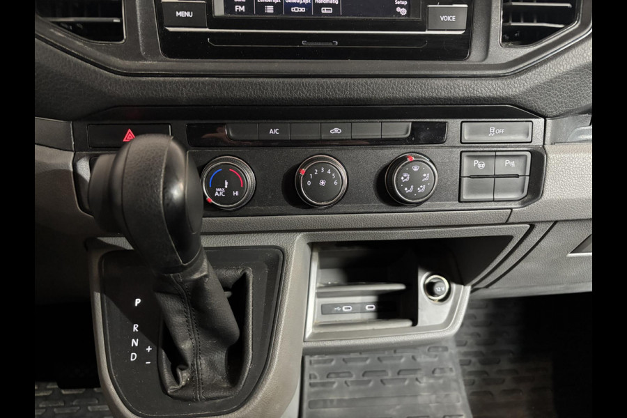 Volkswagen Crafter 30 2.0 TDI L3H3 Highline Automaat Airco App-connect Adaptive Cruise Control Camera Trekhaak