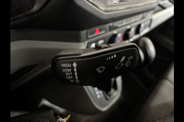 Volkswagen Crafter 30 2.0 TDI L3H3 Highline Automaat Airco App-connect Adaptive Cruise Control Camera Trekhaak