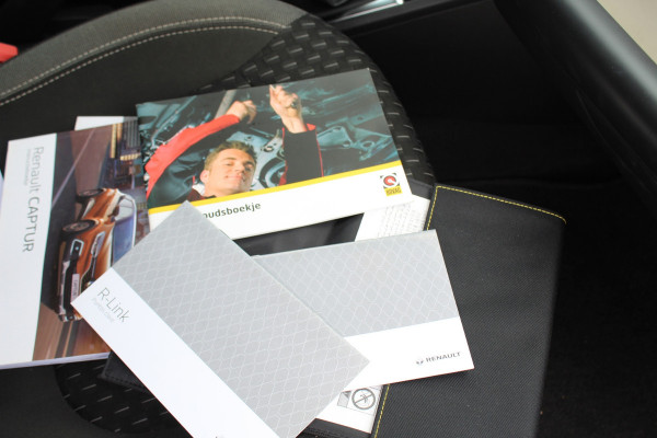 Renault Captur 0.9 TCe Intens RIJKLAAR PRIJS