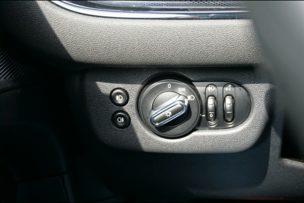 MINI Clubman 102PK One Business Automaat | WINTERPACK | CAMERA | CRUISE