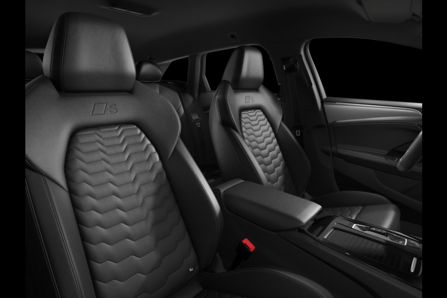 Audi A6 Avant e-tron S edition 83 kWh 286 pk | Sportstoel leder zwart | Trekhaak, elektr. wegklapbaar | Optiekpakket zwart-glanzend | Privacy glas |
