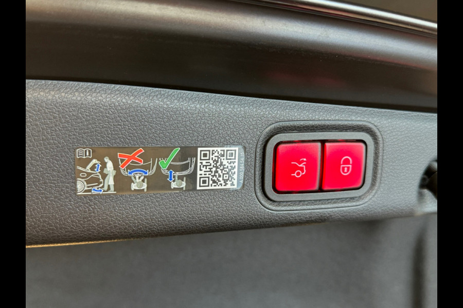 Mercedes-Benz E-Klasse AMG E63 S 4MATIC+ Final Edition / Keramisch / Softclose / Full body PPF / Stoelventilatie / 360 Camera /HUD