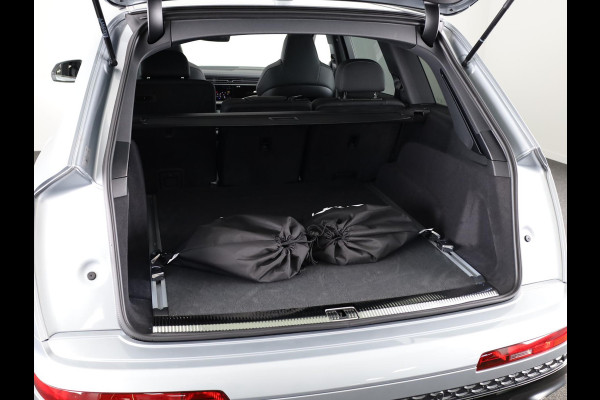 Audi Q7 Pro Line S 55 TFSI e 394 pk | Bang & Olufsen Premium 3D | Glazen panoramadak | Vierwielbesturing | Sportstoelen plus voorin |