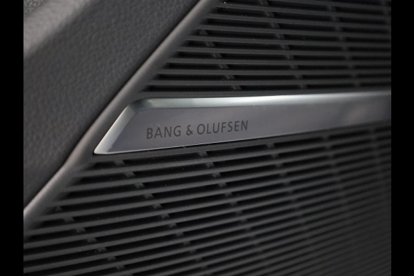 Audi Q7 Pro Line S 55 TFSI e 394 pk | Bang & Olufsen Premium 3D | Glazen panoramadak | Vierwielbesturing | Sportstoelen plus voorin |